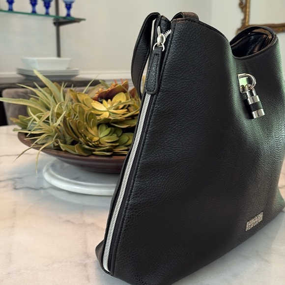 Kenneth Cole Reaction Black Pebbled Leather Tote - Picture 4 of 12